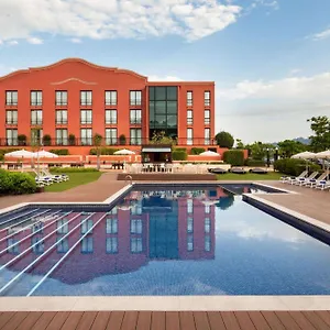 hotel-barcelona-golf.catalonia-hotels.com/